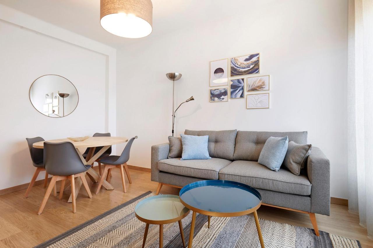 Fisa Rentals Aribau Barselona Dış mekan fotoğraf